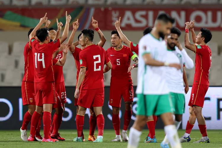 中国足球vs沙特