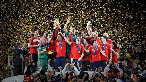 获得南非世界杯冠军的西班牙队是